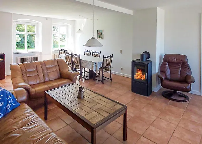 With Fireplace I * Harpelunde